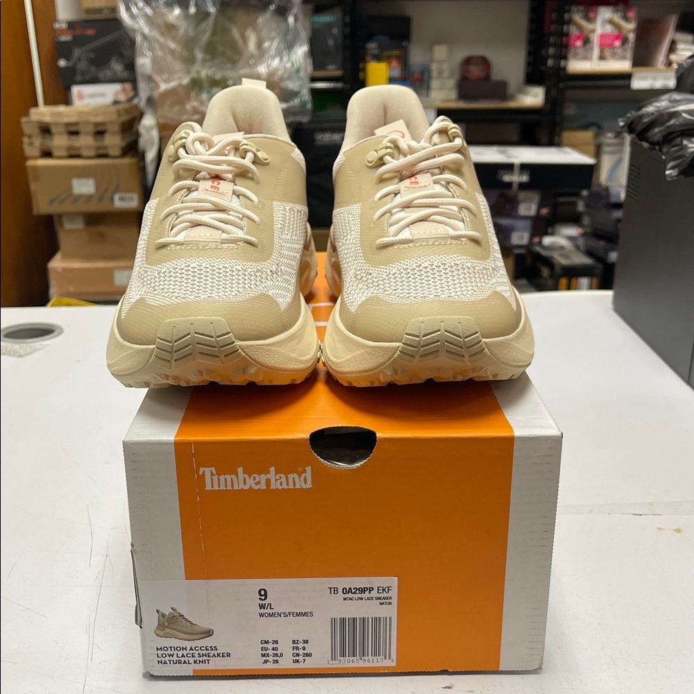 Timberland Women's Sneakers in Cream